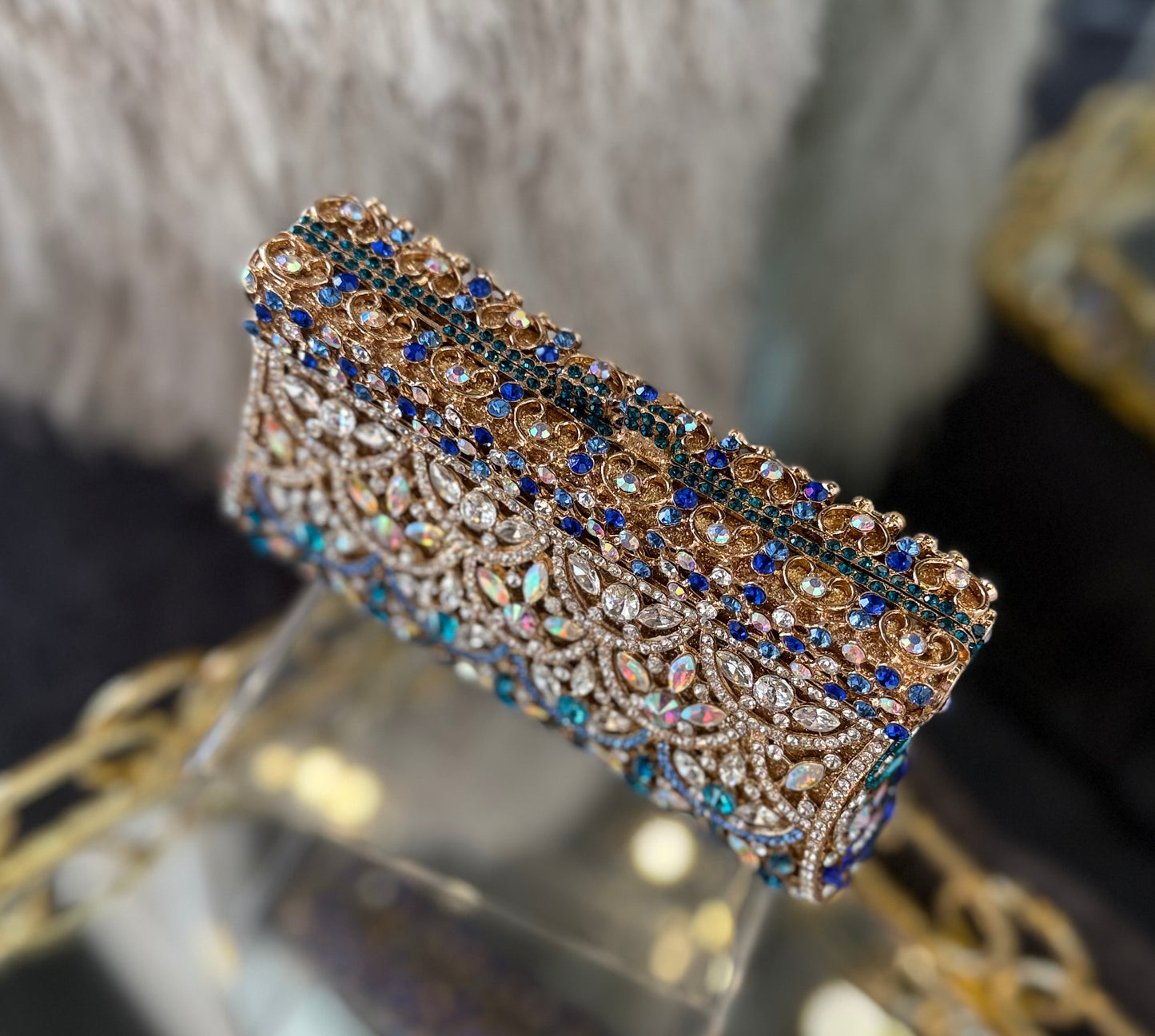 AUBRIELLE CLUTCH BAG 12.30