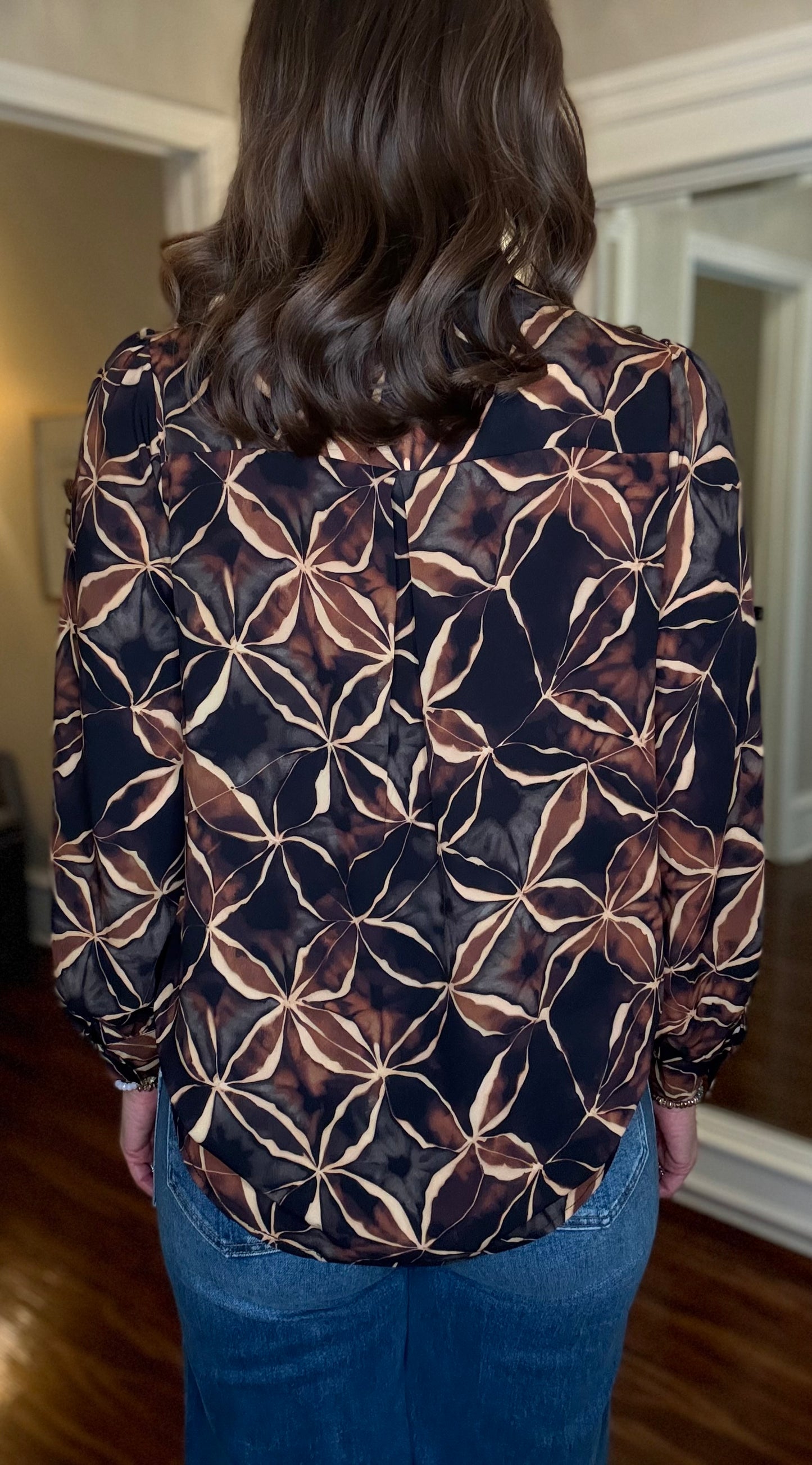 Q2 BLACK FLORAL BLOUSE 9.30