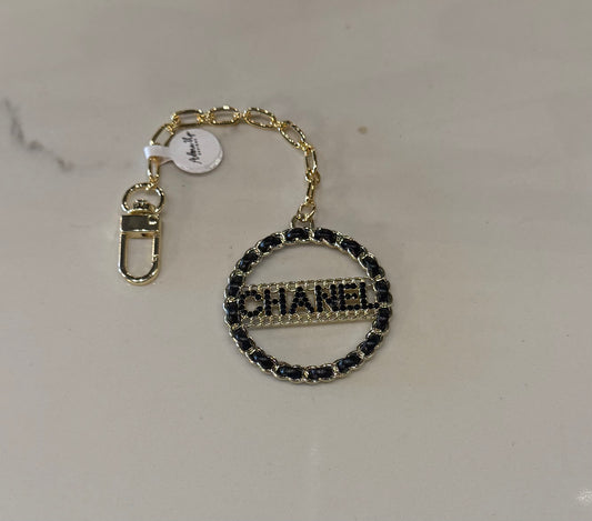 Adorn Up 214 (purse charm)